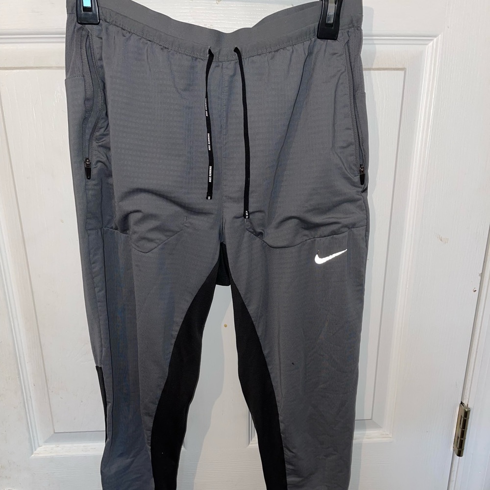 Nike Phenom Elite